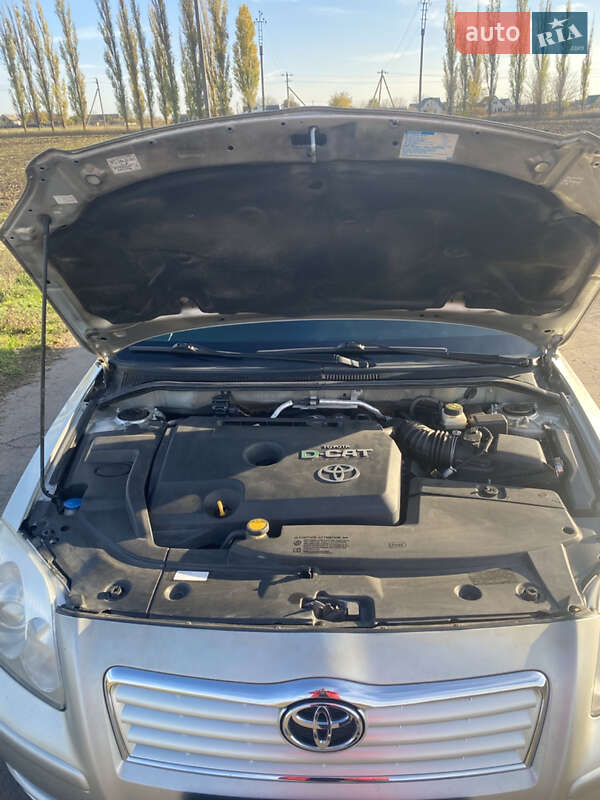 Ліфтбек Toyota Avensis 2006 в Новоархангельську