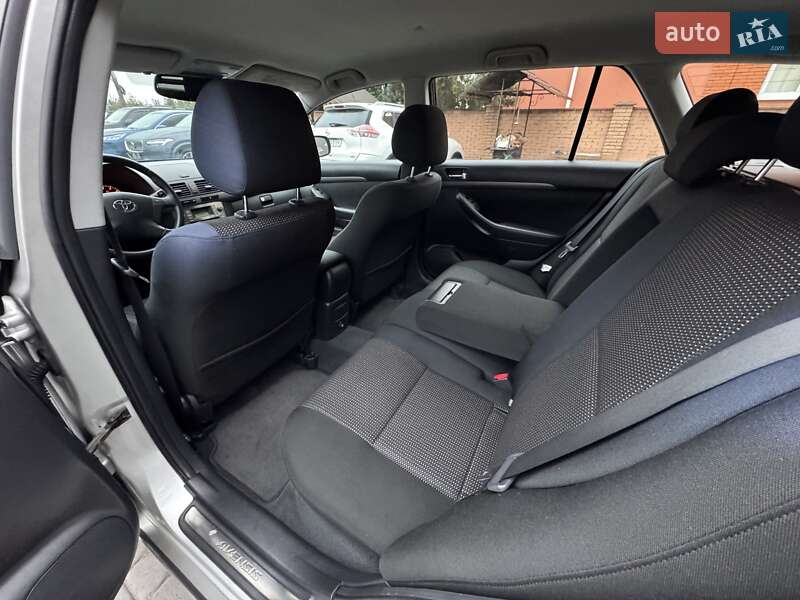 Универсал Toyota Avensis 2007 в Виннице