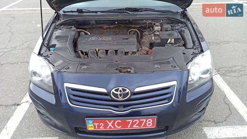 Универсал Toyota Avensis 2006 в Броварах