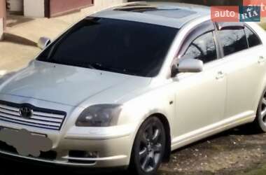 Седан Toyota Avensis 2003 в Львові