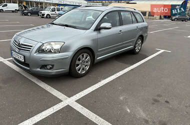 Універсал Toyota Avensis 2007 в Черкасах