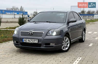 Ліфтбек Toyota Avensis 2004 в Одесі