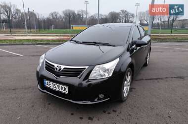 Седан Toyota Avensis 2011 в Кам'янському
