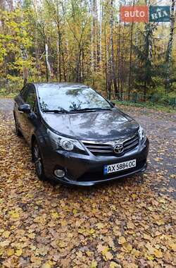 Седан Toyota Avensis 2012 в Харкові
