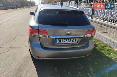 Універсал Toyota Avensis 2013 в Ізмаїлі