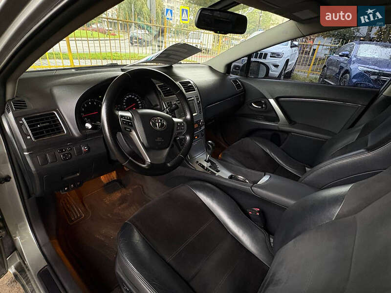 Седан Toyota Avensis 2012 в Львове фото 8 Седан Toyota Avensis 2012 в Львове