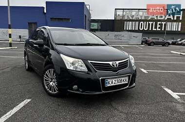 Універсал Toyota Avensis 2010 в Києві