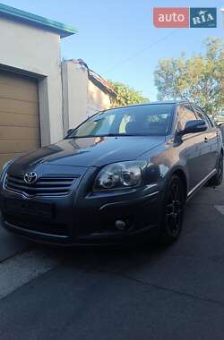 Седан Toyota Avensis 2007 в Одессе