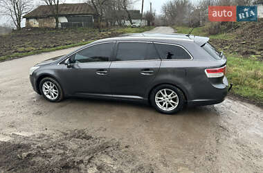 Универсал Toyota Avensis 2010 в Умани