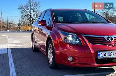Универсал Toyota Avensis 2010 в Маньковке