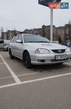 Універсал Toyota Avensis 2000 в Івано-Франківську