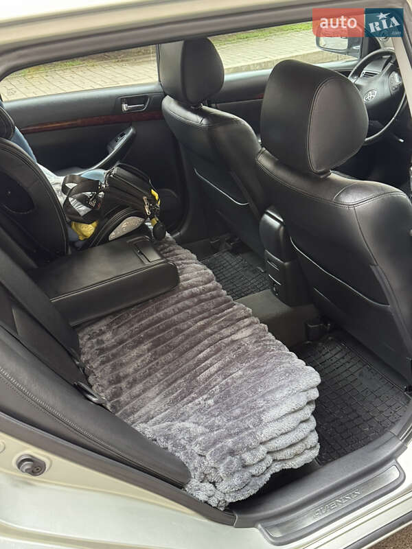 Универсал Toyota Avensis 2005 в Луцке