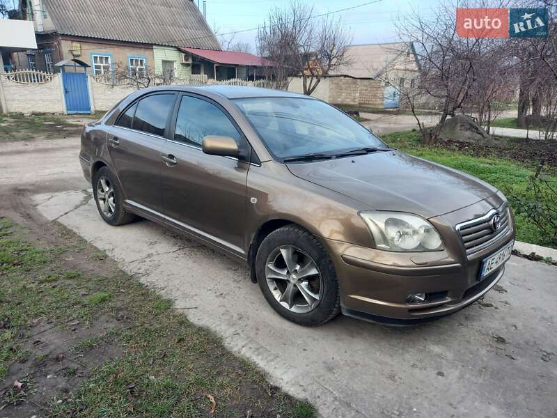 Toyota Avensis 2003