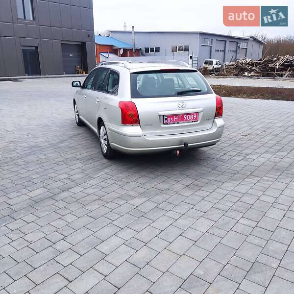 Универсал Toyota Avensis 2005 в Хмельницком