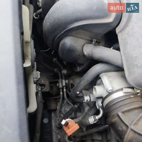 Универсал Toyota Avensis 2005 в Хмельницком