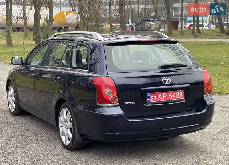 Универсал Toyota Avensis 2006 в Хмельницком