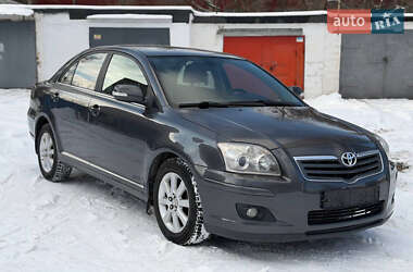 Седан Toyota Avensis 2008 в Днепре