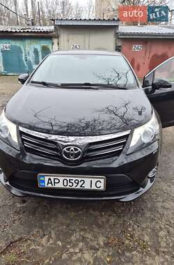 Седан Toyota Avensis 2012 в Миколаєві