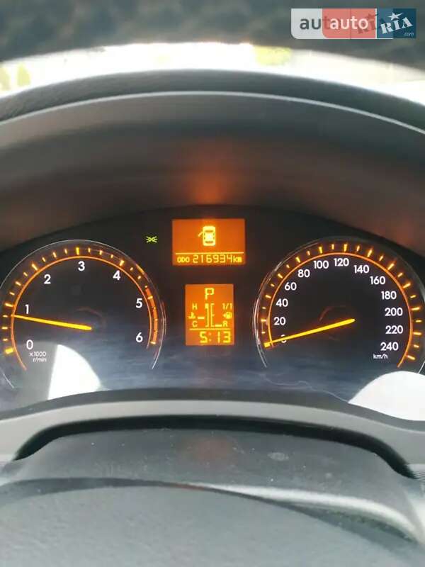 Универсал Toyota Avensis 2009 в Волочиске