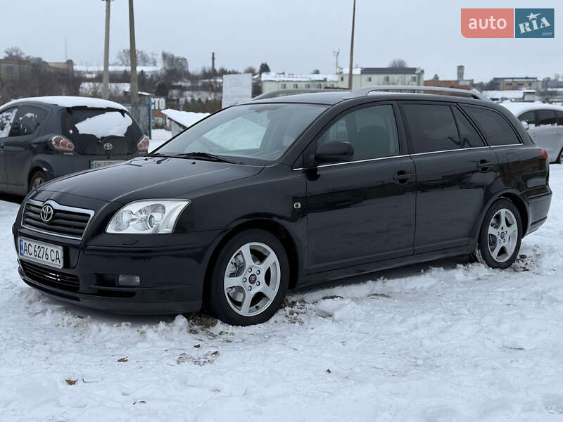 Универсал Toyota Avensis 2006 в Ровно