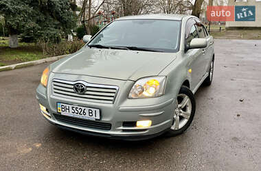 Седан Toyota Avensis 2005 в Одессе