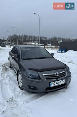 Седан Toyota Avensis 2007 в Львове