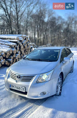 Універсал Toyota Avensis 2010 в Путивлі