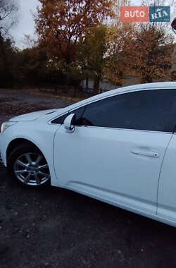 Седан Toyota Avensis 2010 в Харькове