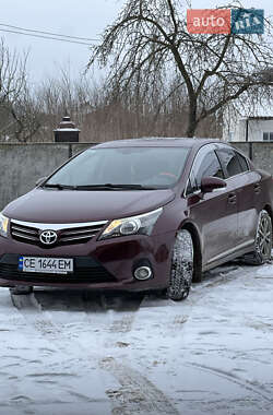 Седан Toyota Avensis 2013 в Черновцах