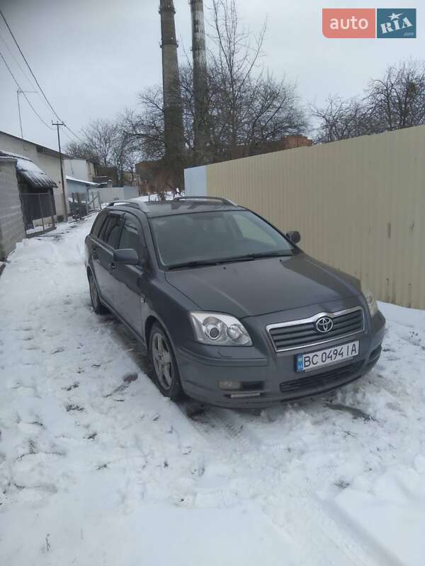 Toyota Avensis 2005