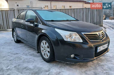 Седан Toyota Avensis 2011 в Первомайську