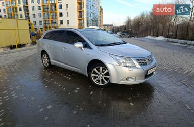 Универсал Toyota Avensis 2011 в Виннице