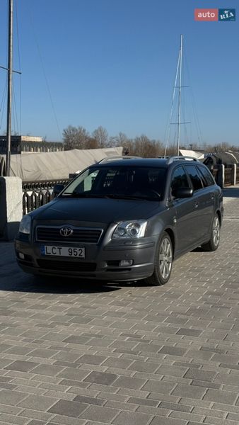 Toyota Avensis 2005