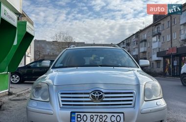 Універсал Toyota Avensis 2004 в Кременці