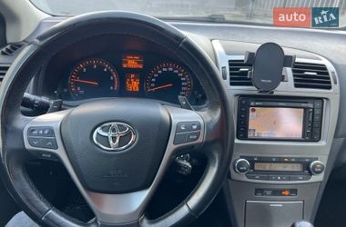 Универсал Toyota Avensis 2011 в Луцке