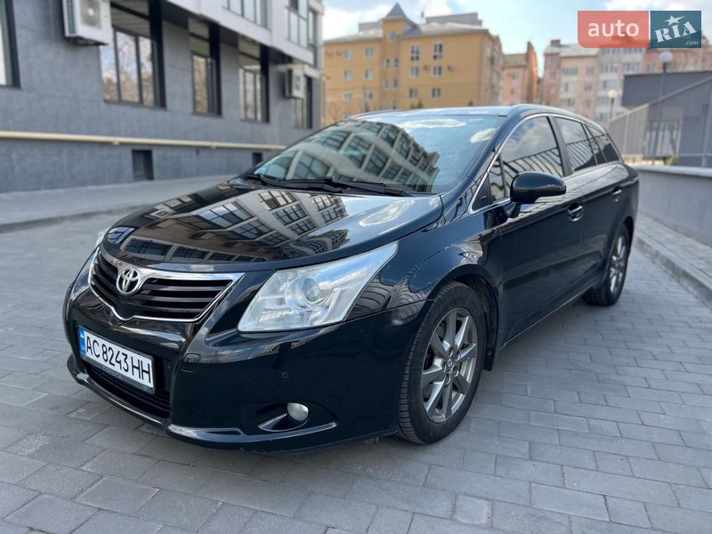 Toyota Avensis 2011