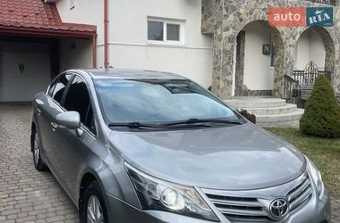 Седан Toyota Avensis 2012 в Коломиї