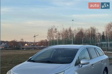 Универсал Toyota Avensis 2009 в Прилуках