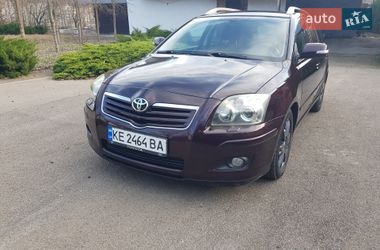 Універсал Toyota Avensis 2006 в Харкові