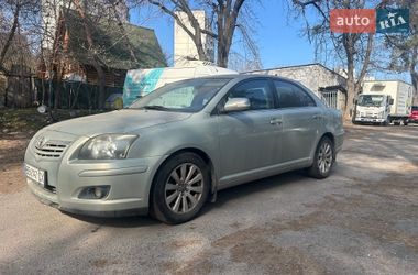 Седан Toyota Avensis 2008 в Киеве