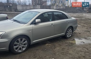 Седан Toyota Avensis 2004 в Хмельницком