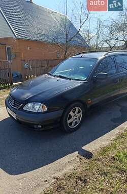 Універсал Toyota Avensis 2000 в Білій Церкві