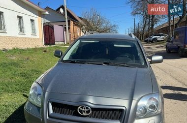 Универсал Toyota Avensis 2004 в Кропивницком