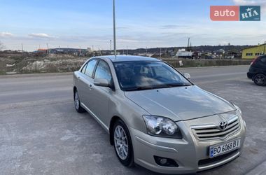 Седан Toyota Avensis 2007 в Золочеве