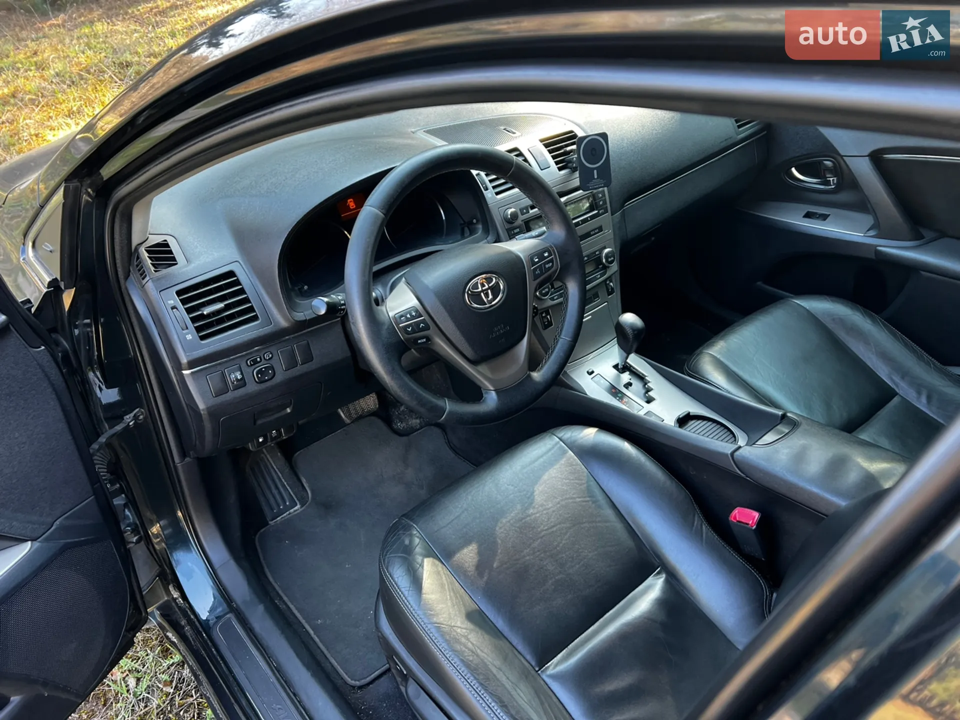 2011 Toyota Avensis - мініатюра 12
