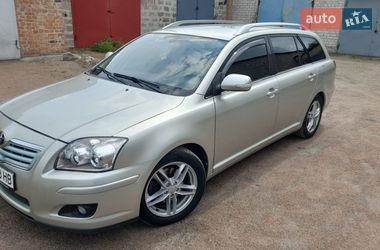 Універсал Toyota Avensis 2006 в Кропивницькому