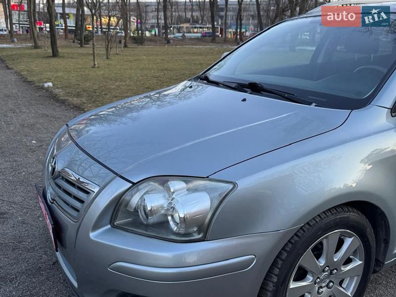Универсал Toyota Avensis 2007 в Хмельницком