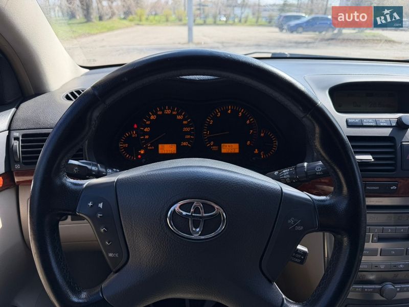 Седан Toyota Avensis 2006 в Белой Церкви