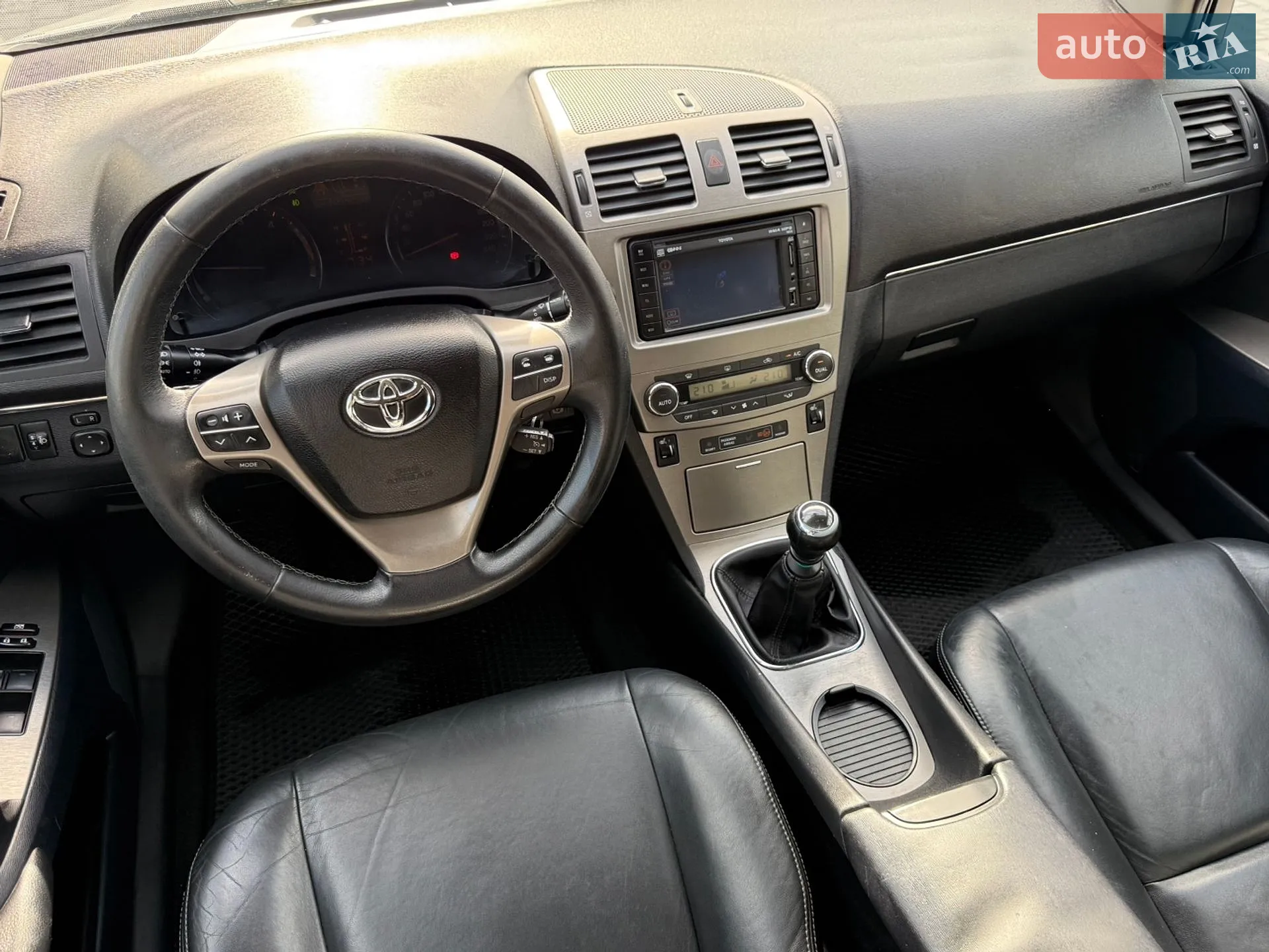 2011 Toyota Avensis - мініатюра 5