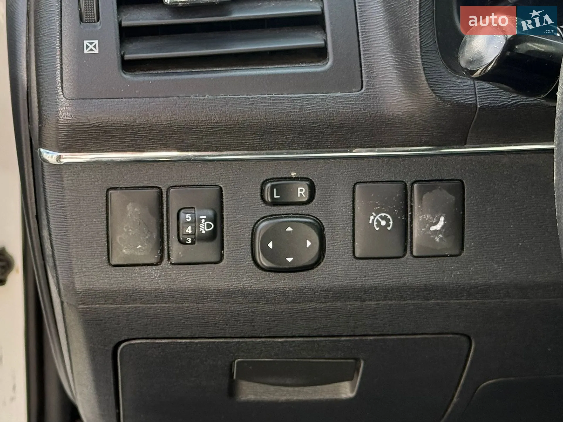 2011 Toyota Avensis - мініатюра 25